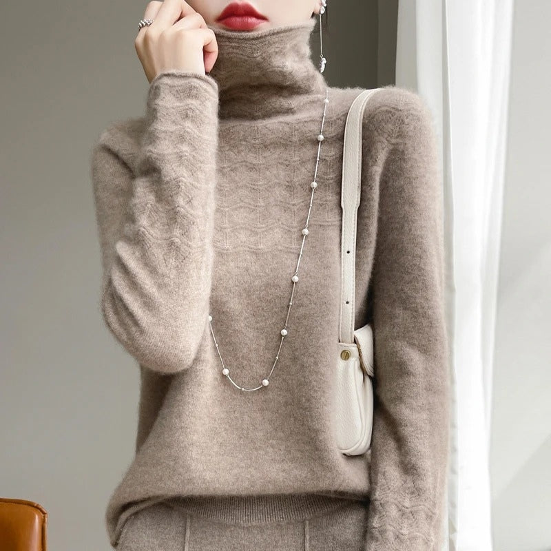 Ella – Long Sleeve Sweater with Round Neck