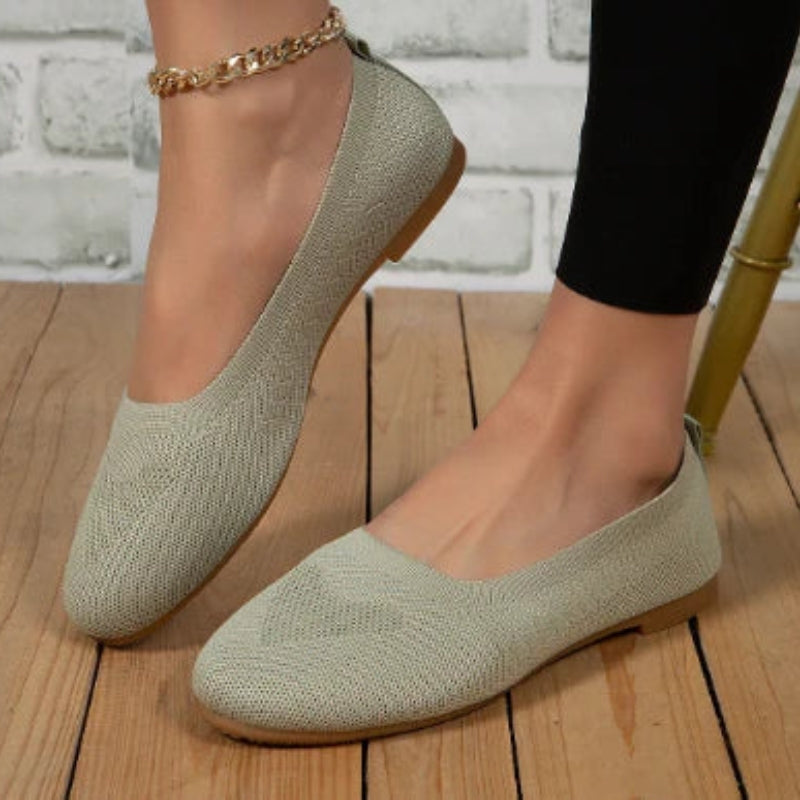 Olivia – Round Toe Flats With Breathable Design
