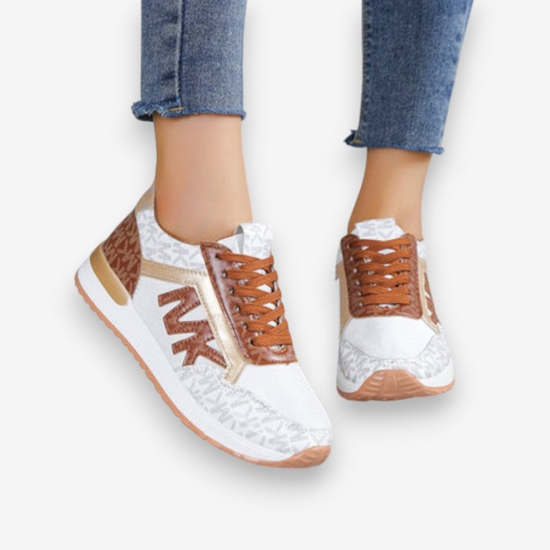 Emma – Round Toe Sneakers With Adjustable Laces