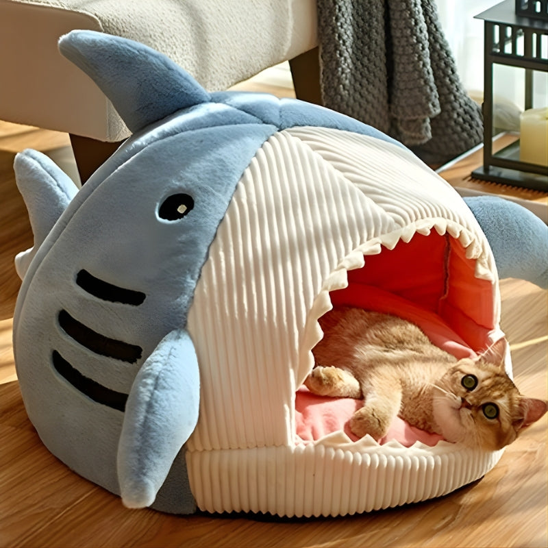AquaPaw – Decorative Pet Bed with Shark Design