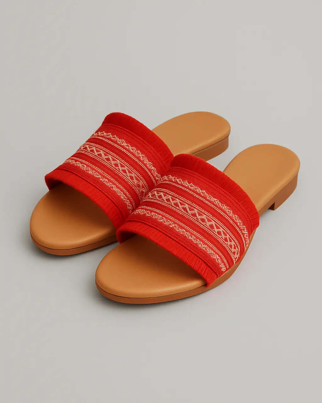 Linnen Pantoffels Met Boho Geïnspireerd Design En Gewatteerd Voetbed-Shoes-Velani-Rood-36-Velani