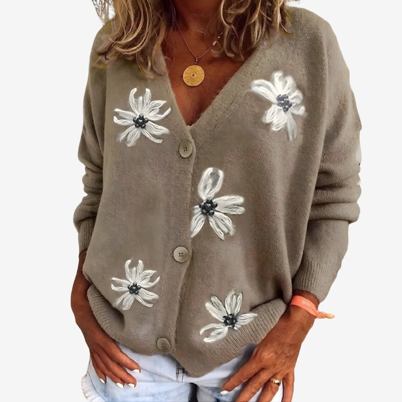 Sophia – Long Sleeve Sweater with Floral Pattern and Button Closure