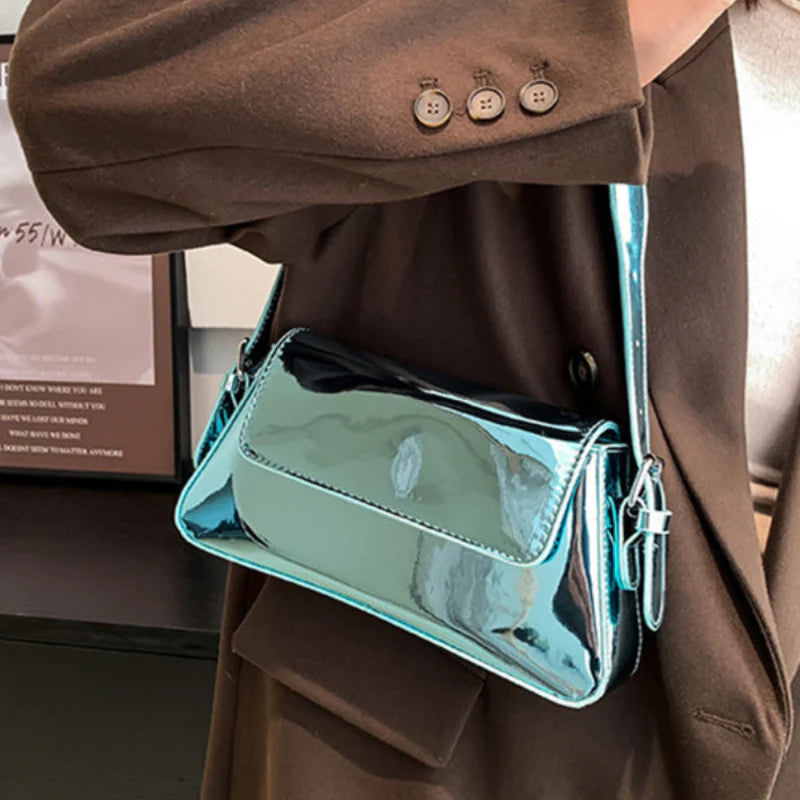 Isabel - Handtas met Knopsluiting en Verstelbare Bandjes Velani