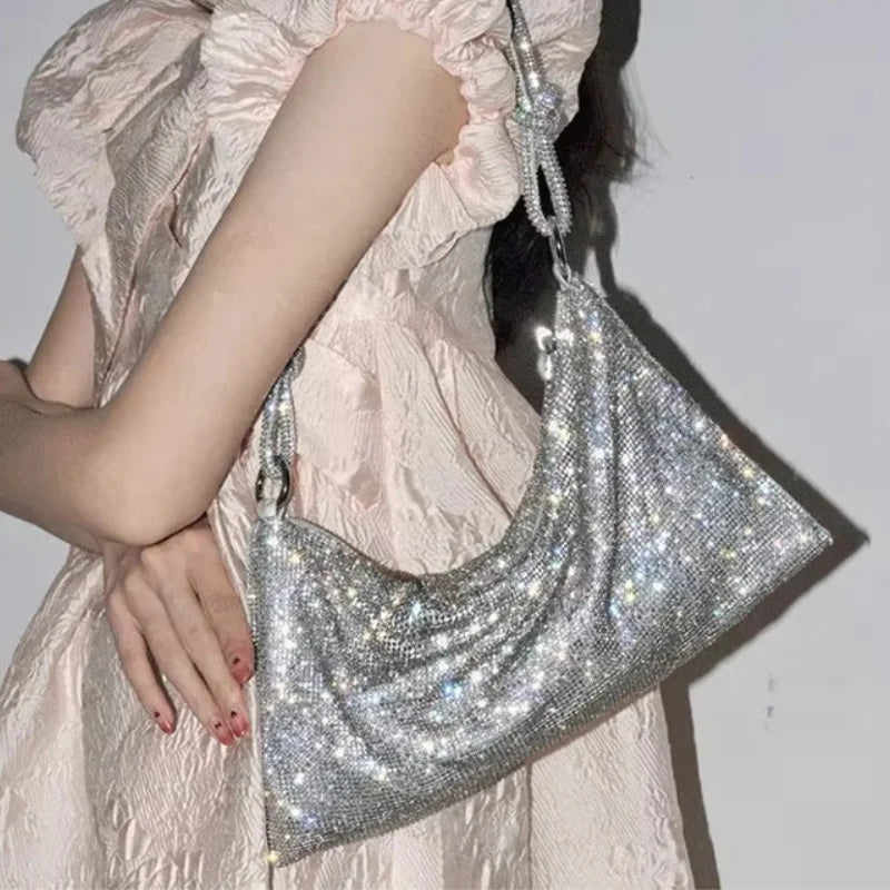 Annelie – Rhinestone Bucket Schoudertas met Verstelbare Riem Velani