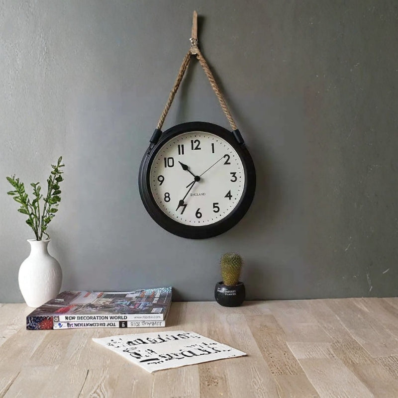 ChronoWave – Round Wall Clock with Clear Numbers & Hanging System