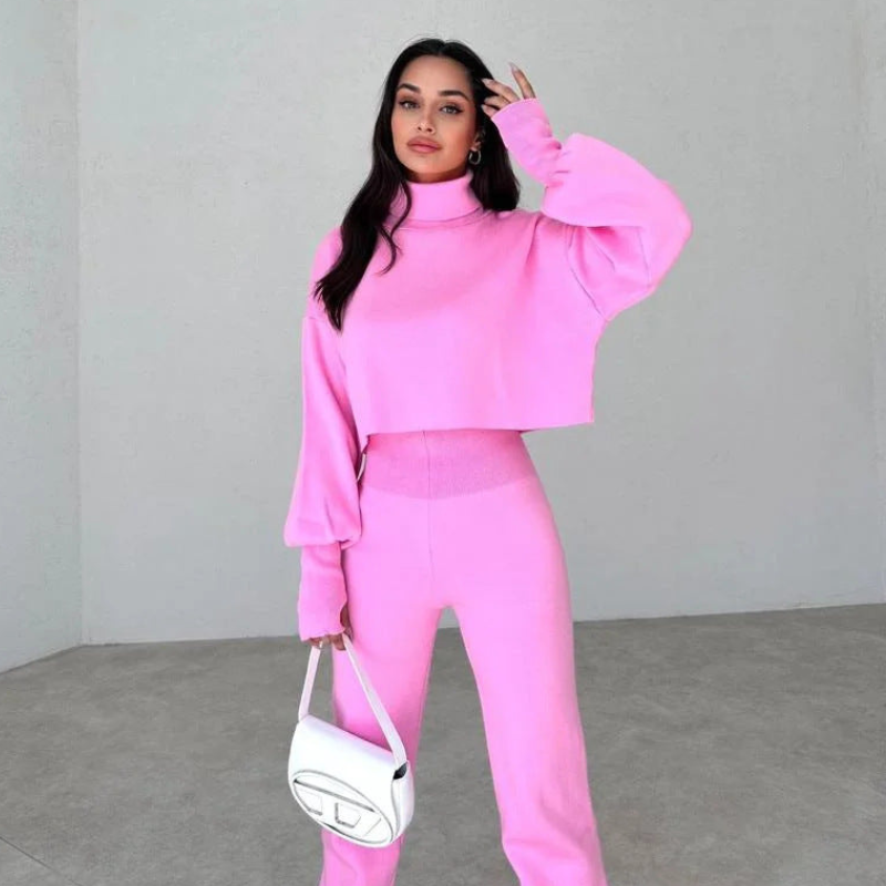 Kathy – Elegant tweedelig coltrui-setje met wijde broek Velani