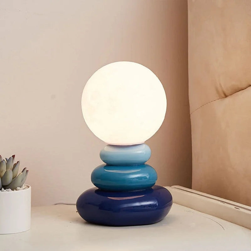 StoneGlow – LED Tafellamp met Ronde Lampenkop en Rotsstandaard Ontwerp Velani