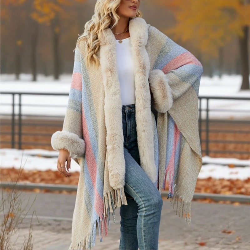 Grace – Long Sleeve Poncho with Faux Fur Collar Design