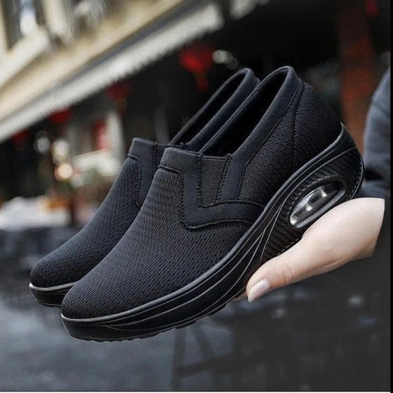 Luna – Round Toe Shoes With Lace Free Design