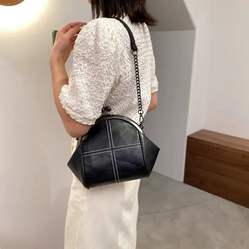 Luisa – Schoudertas met Grote Inhoud en Kettingriem Velani