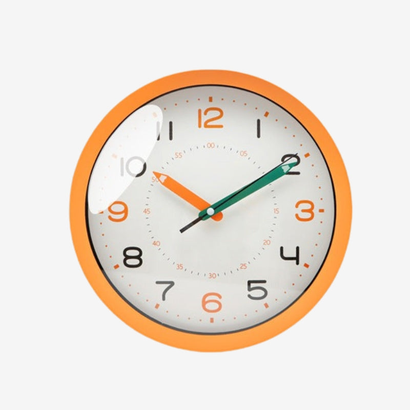 NordicTime – Ronde Wandklok met Duidelijke Cijfers Ontwerp Velani