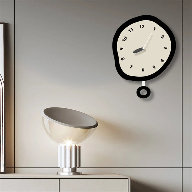 TimeMorph – Irregular Shape Wall Clock with Clear Number Display