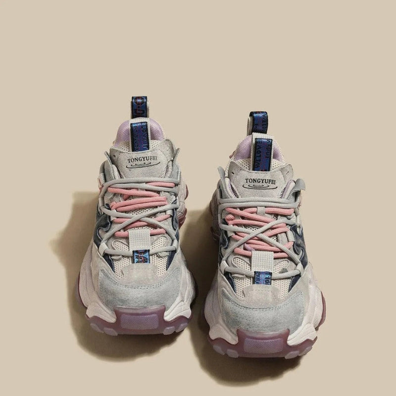 SwiftStep – Sneakers With Anti Slip Grip And Adjustable Lace Design