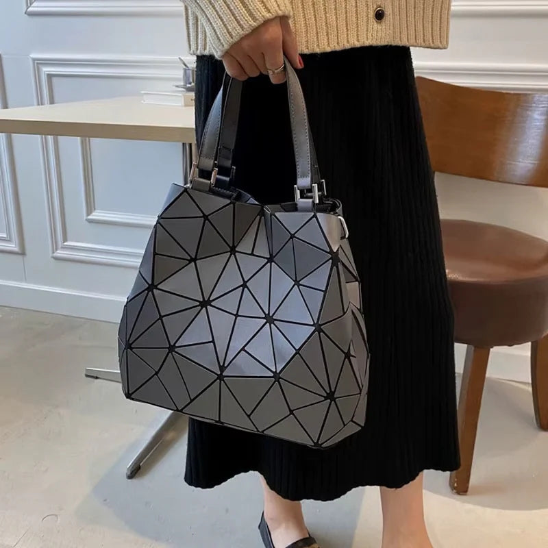 Julia – Schoudertas met Grote Inhoud en Geometrisch Design Velani