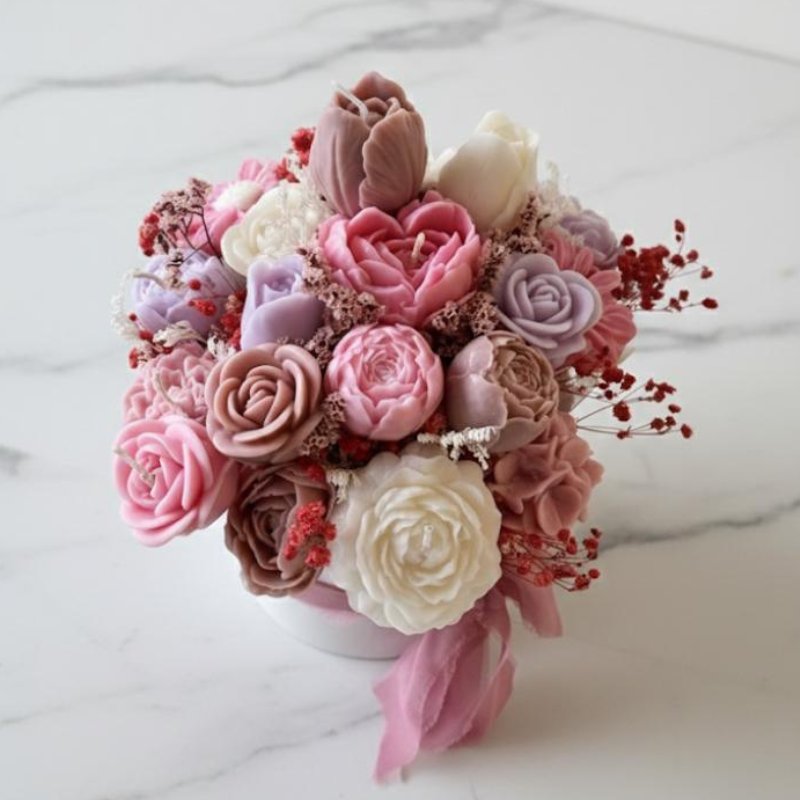 Flower Bouquet with Portable Decorative Arrangement
