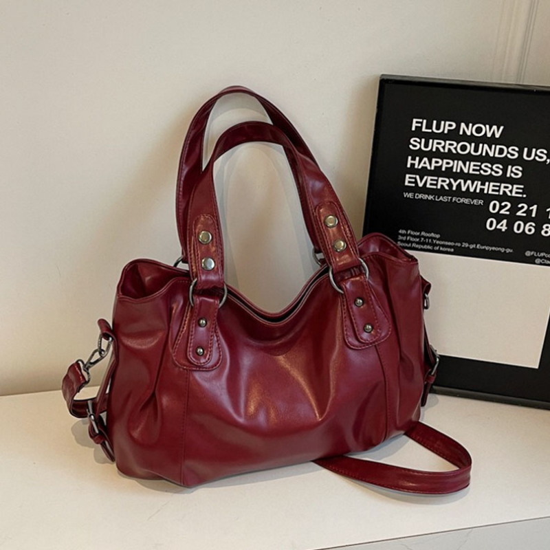 Women’s Handbag with Multi-Compartment Layout