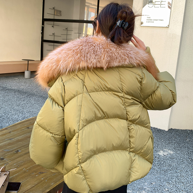 Lydia – Long coat with faux fur collar and ribbed hem