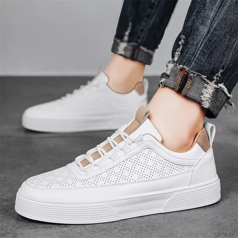 David – Sneakers with Adjustable Lace Up and Zigzag Pattern Design