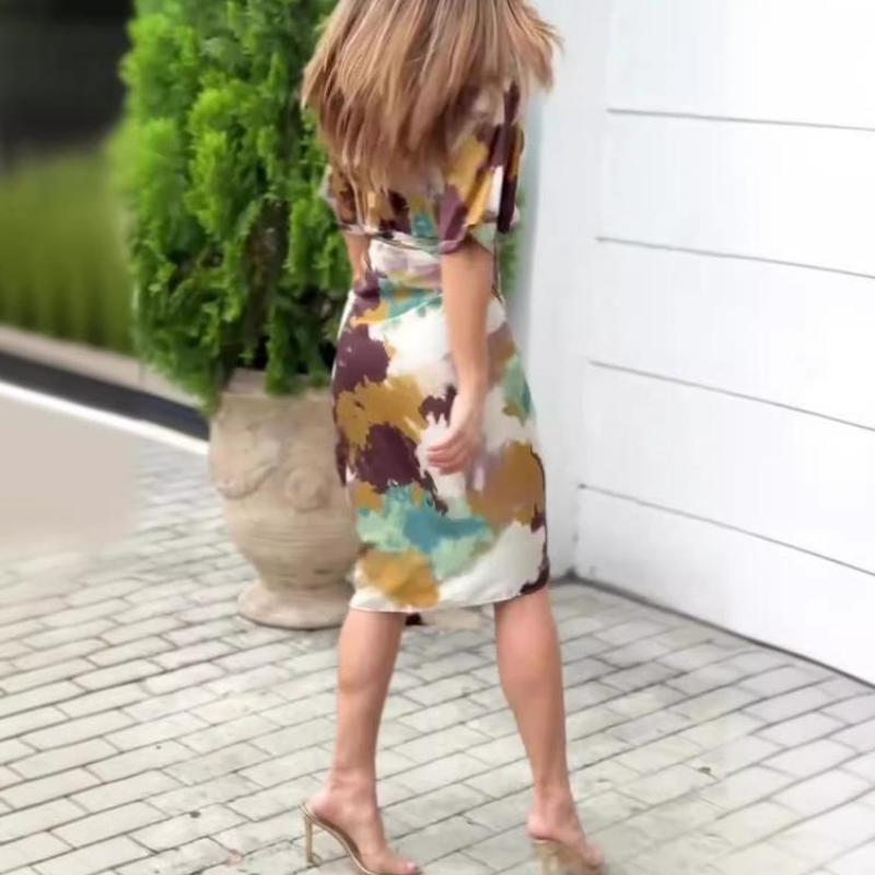 Naomi – Lange Jurk met Korte Mouwen Abstracte Print en Zijsplit Velani