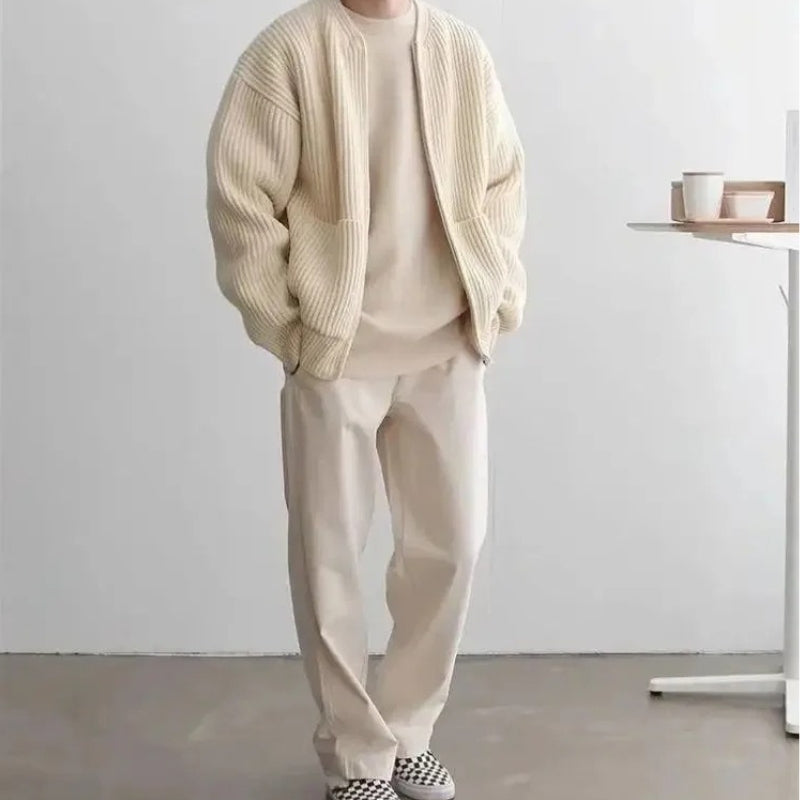 Leo – Long Sleeve Jacket with Zipper Closure and Round Neck