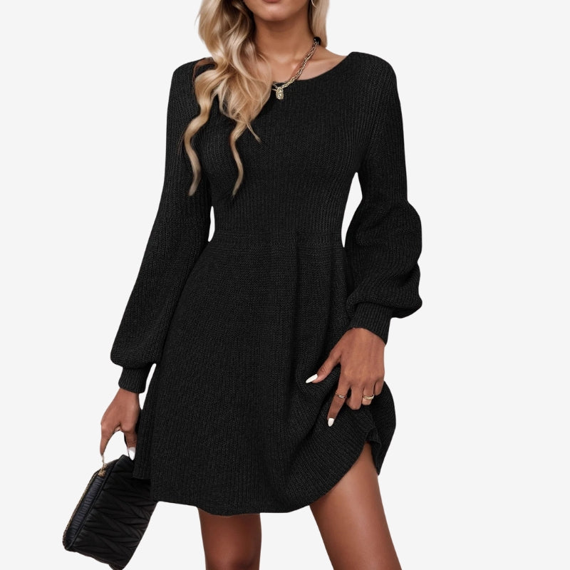 Rose – Long Sleeve Sweater with Round Neck Design