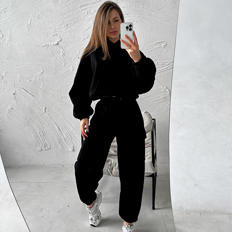 Women’s Hoodie & Jogging Pants Tracksuit Set