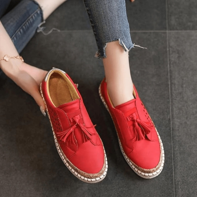 Women's Flat Shoes with Tassel Detail and Non Slip Sole