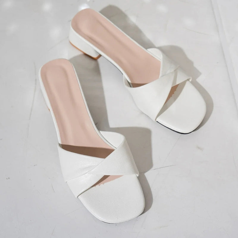 Women's Open Toe Square Heel Sandals with Polished Design