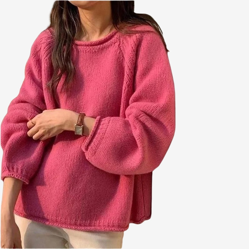 Zoe – Long Sleeve Sweater with Round Neck Design