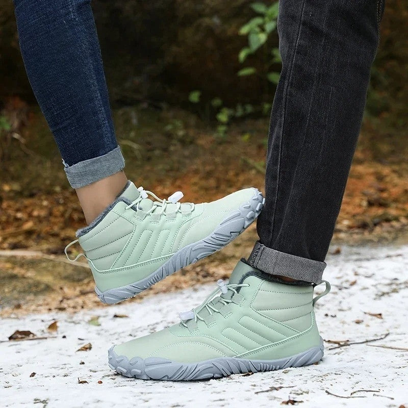 Mason – Non Slip Boots With Adjustable Laceup Design