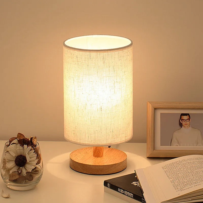 GlowSphere – Decoratieve LED Tafellamp met Ronde Kop Ontwerp Velani