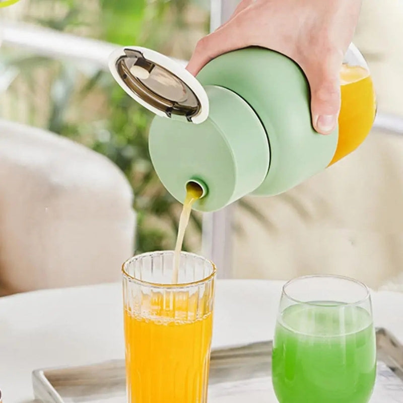BlendMate – Portable Fruit Smoothie Blender with Rechargeable Battery