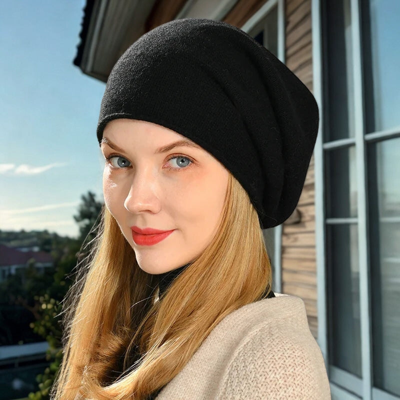 Clara – Round Hat with Foldable Design