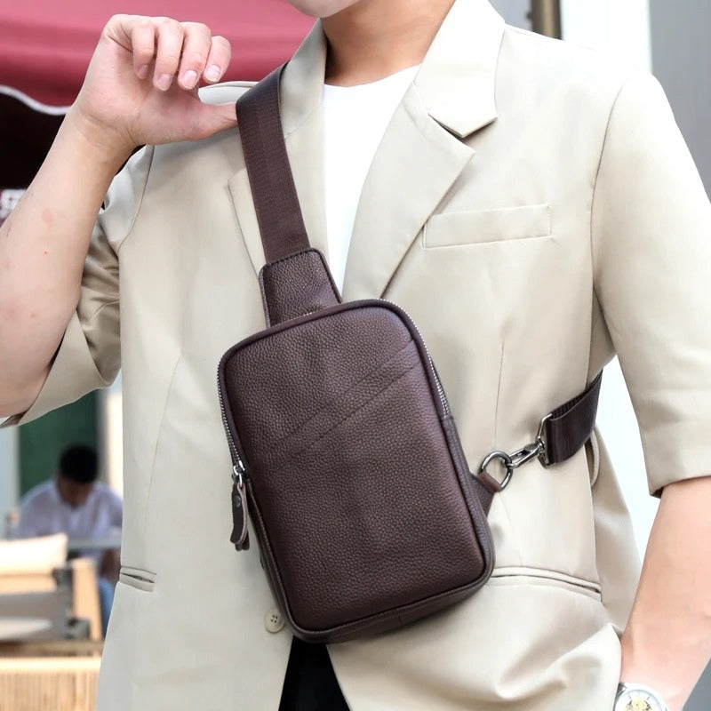 Ryan – Compact Chest Bag with Adjustable Strap