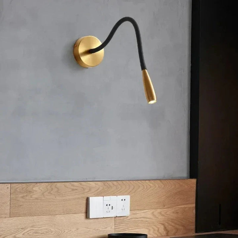 LumiFlex – LED Wandlamp met Verstelbaar Ontwerp Velani