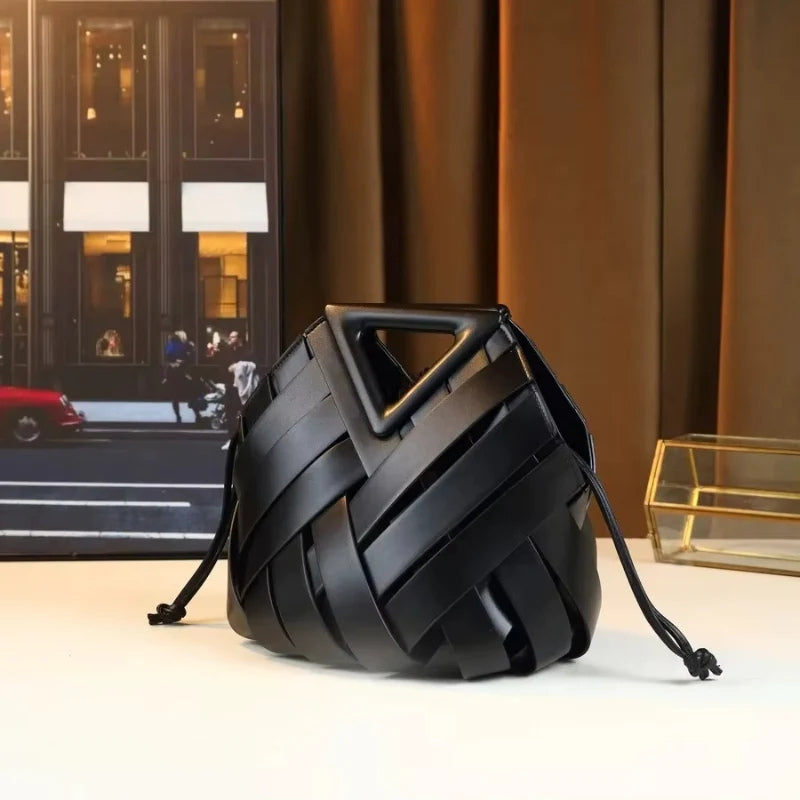 Mirthe – Handtas met magnetische gesp en verstelbare schouderriem Velani