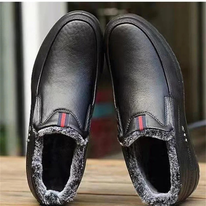 Jesse – Hoge enkellaarzen met bont voering en ronde neus Velani