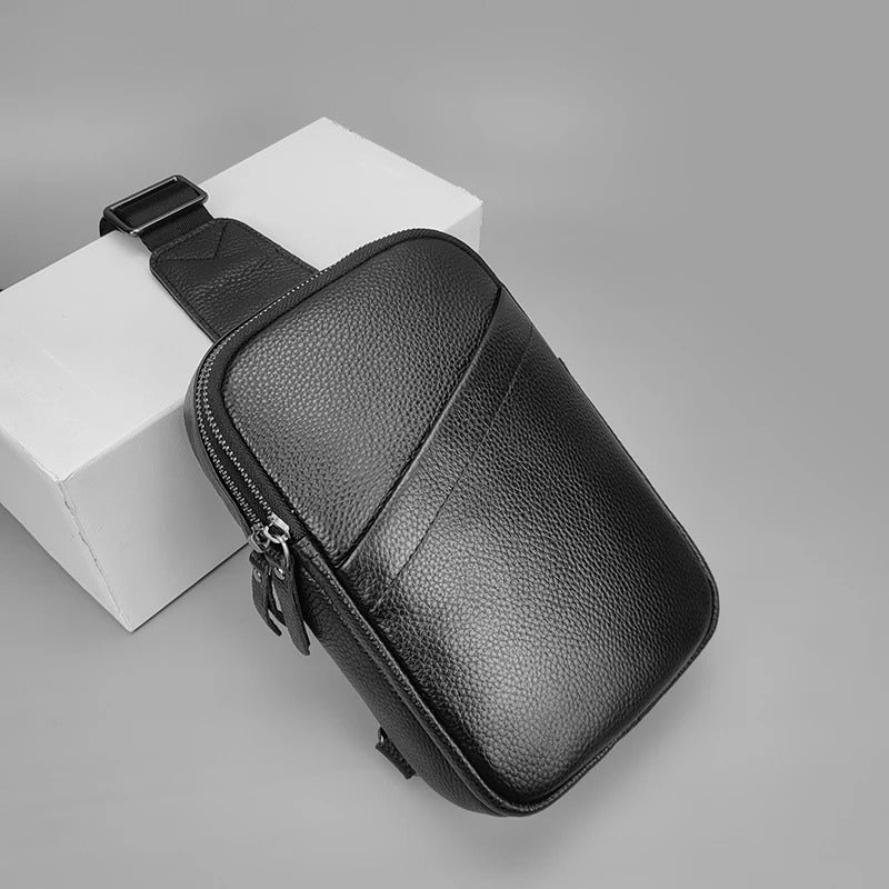 Ryan – Compact Chest Bag with Adjustable Strap