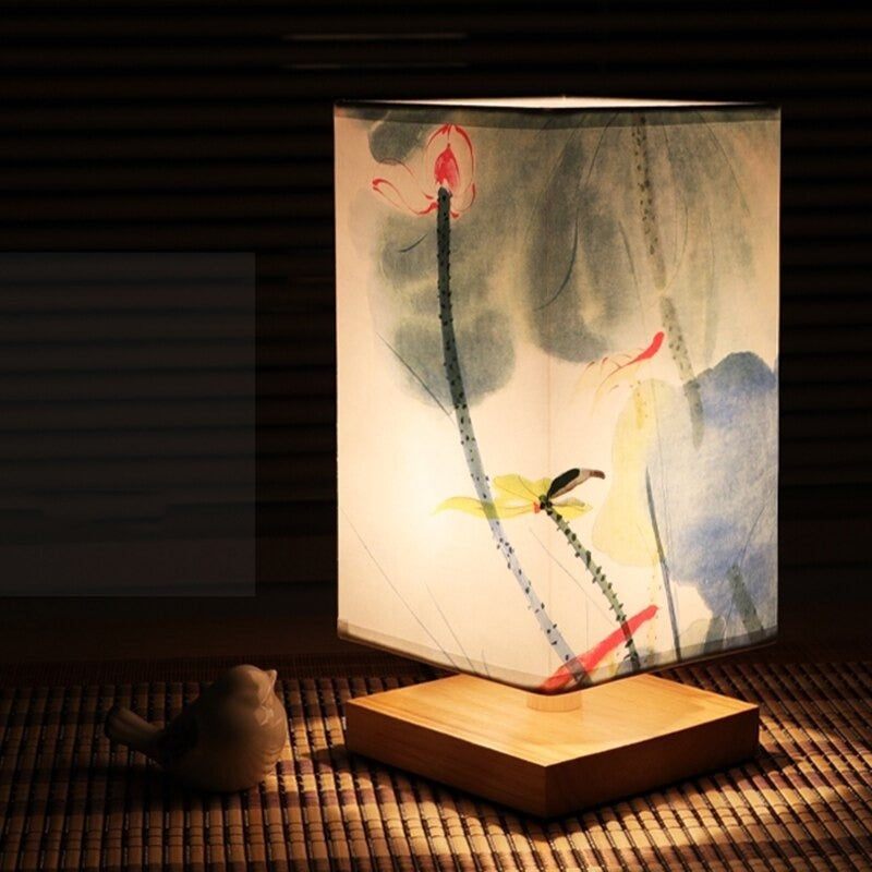 LumaFlora – Decorative LED Table Lamp with Floral Print
