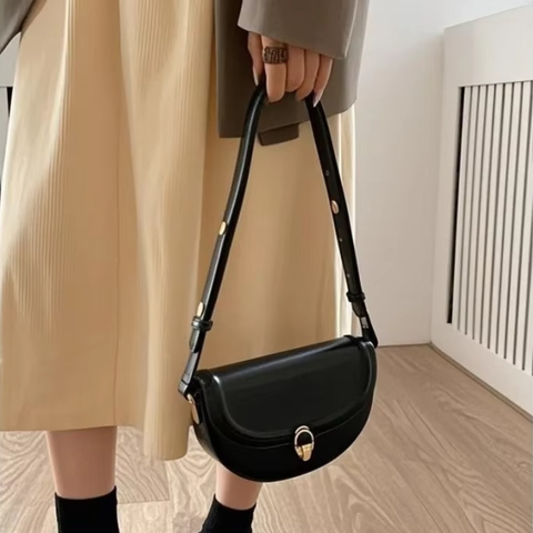 Ava – Women's Bag with Long Shoulder Strap and Hasp Closure