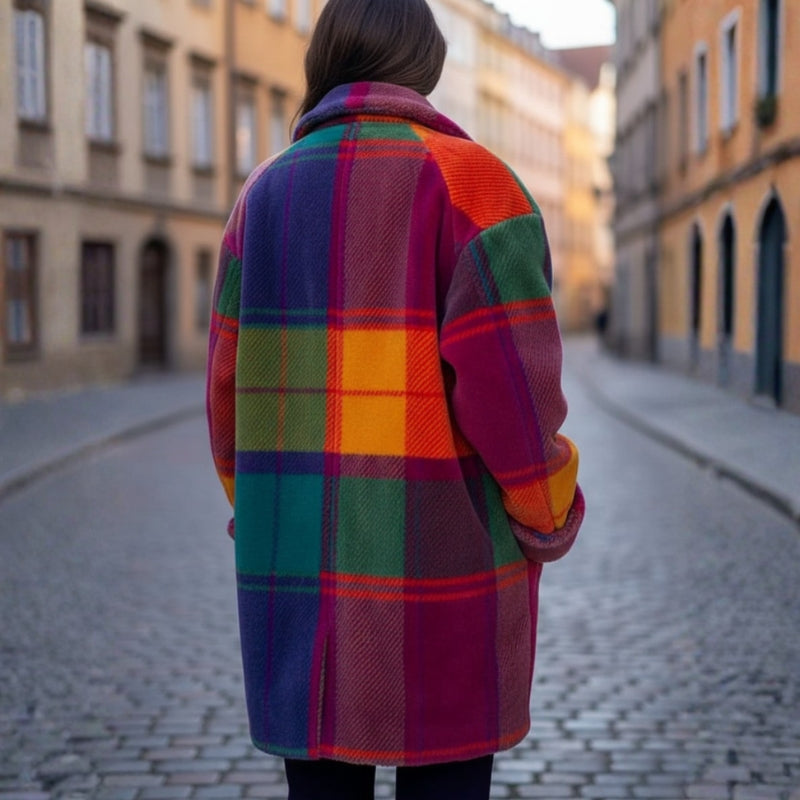 Clara – Long Sleeve Jacket with Down Collar and Button Closure