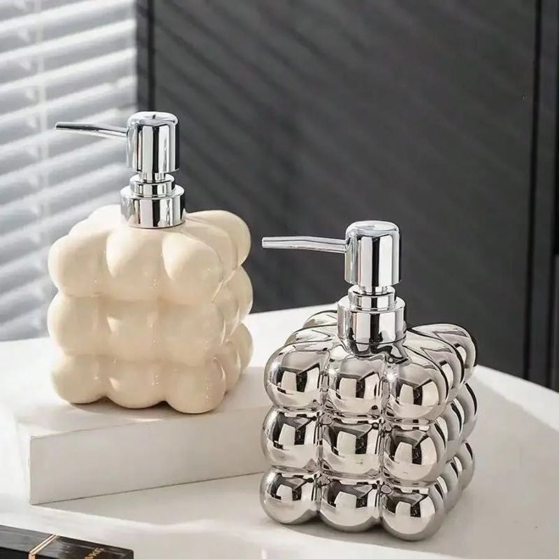 BubbleFlow – Square Soap Dispenser with Bubble Design
