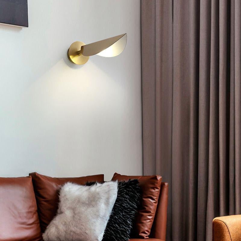 LeafGlow – Wandlamp met Bladvorm en Verstelbaar Ontwerp Velani