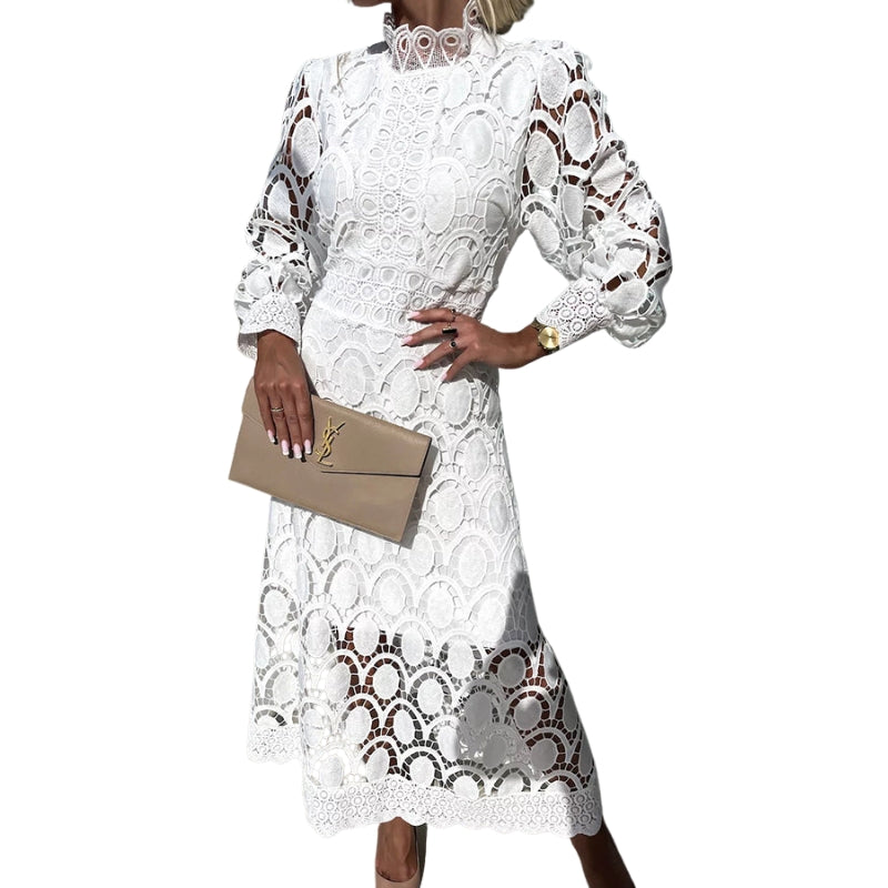 Sophie – Jurk met Hoge Hals, Lange Mouwen en Cut-out Details Velani