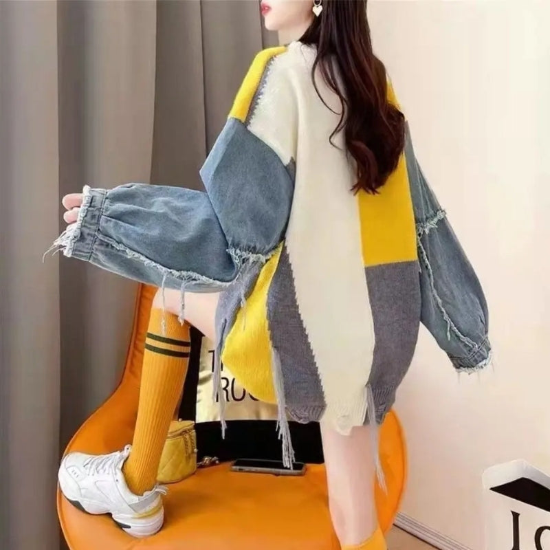 Clara – Long Sleeve Sweater With Ribbed Hem Design