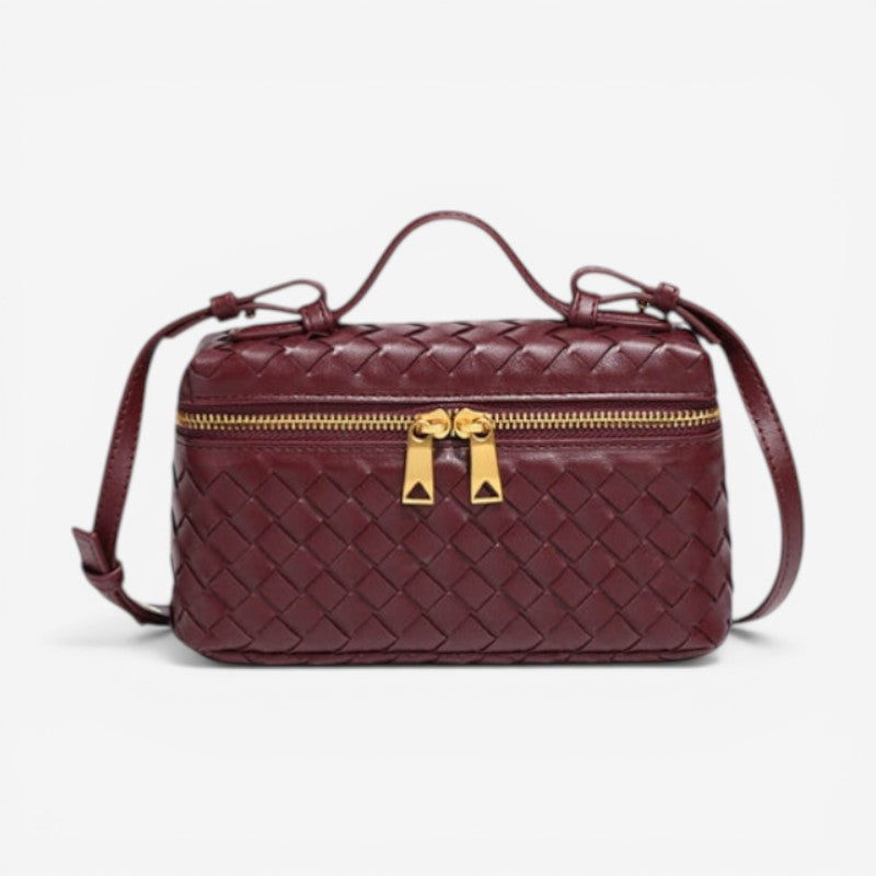Jessica – Shoulder Bag with Adjustable Strap and Zip Closure