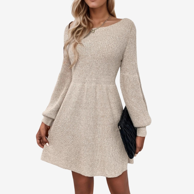 Rose – Long Sleeve Sweater with Round Neck Design