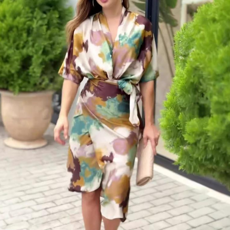 Naomi – Lange Jurk met Korte Mouwen Abstracte Print en Zijsplit Velani