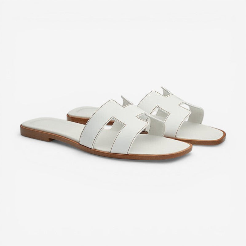 Amelia – Flat Strap Sandals with Non-Slip Sole