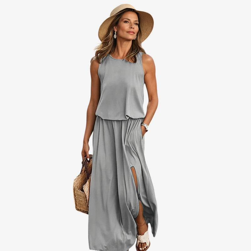 Women Sleeveless Dress With Round Neck Design